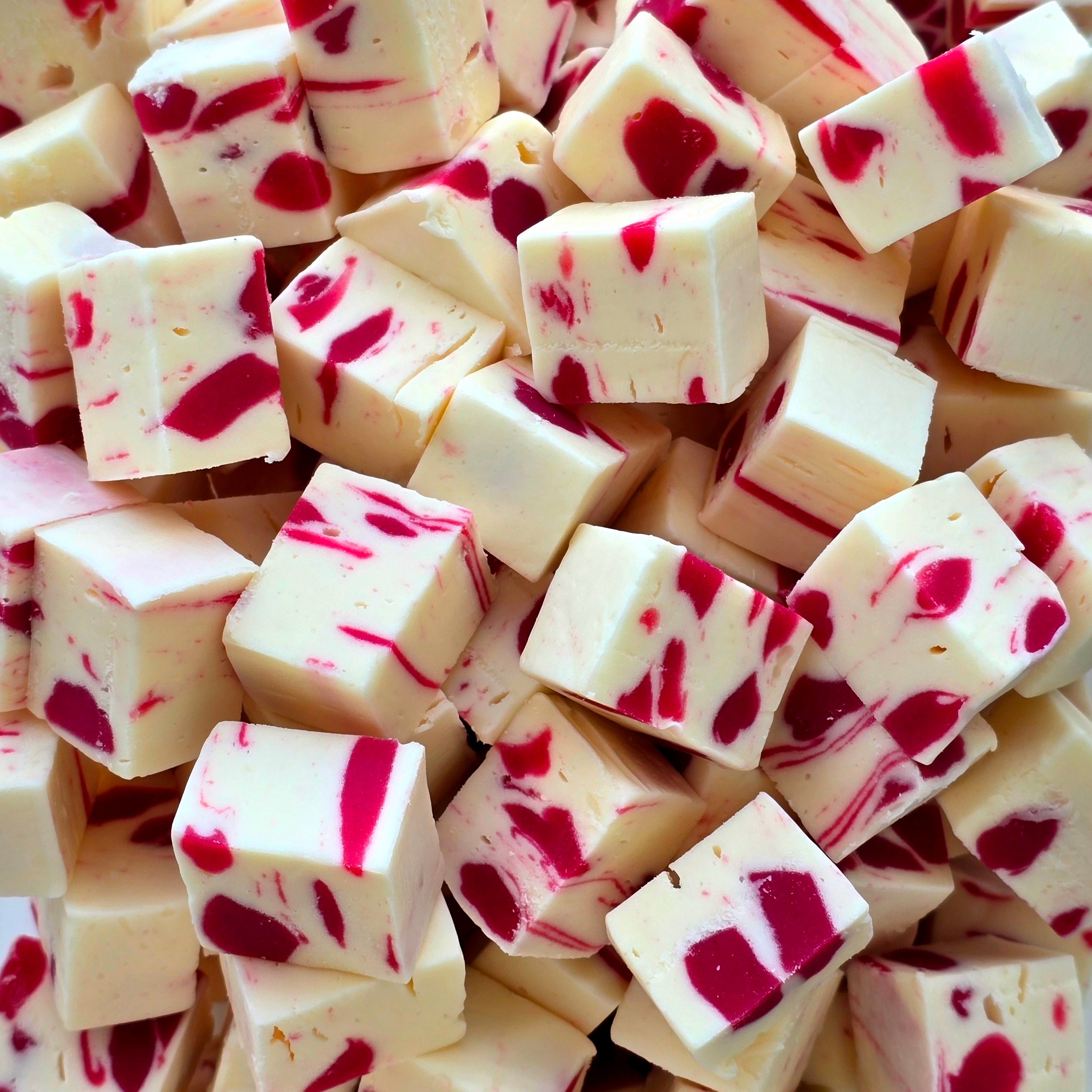 Hardies Raspberry Nougat 100g - Pik n Mix Lollies NZ