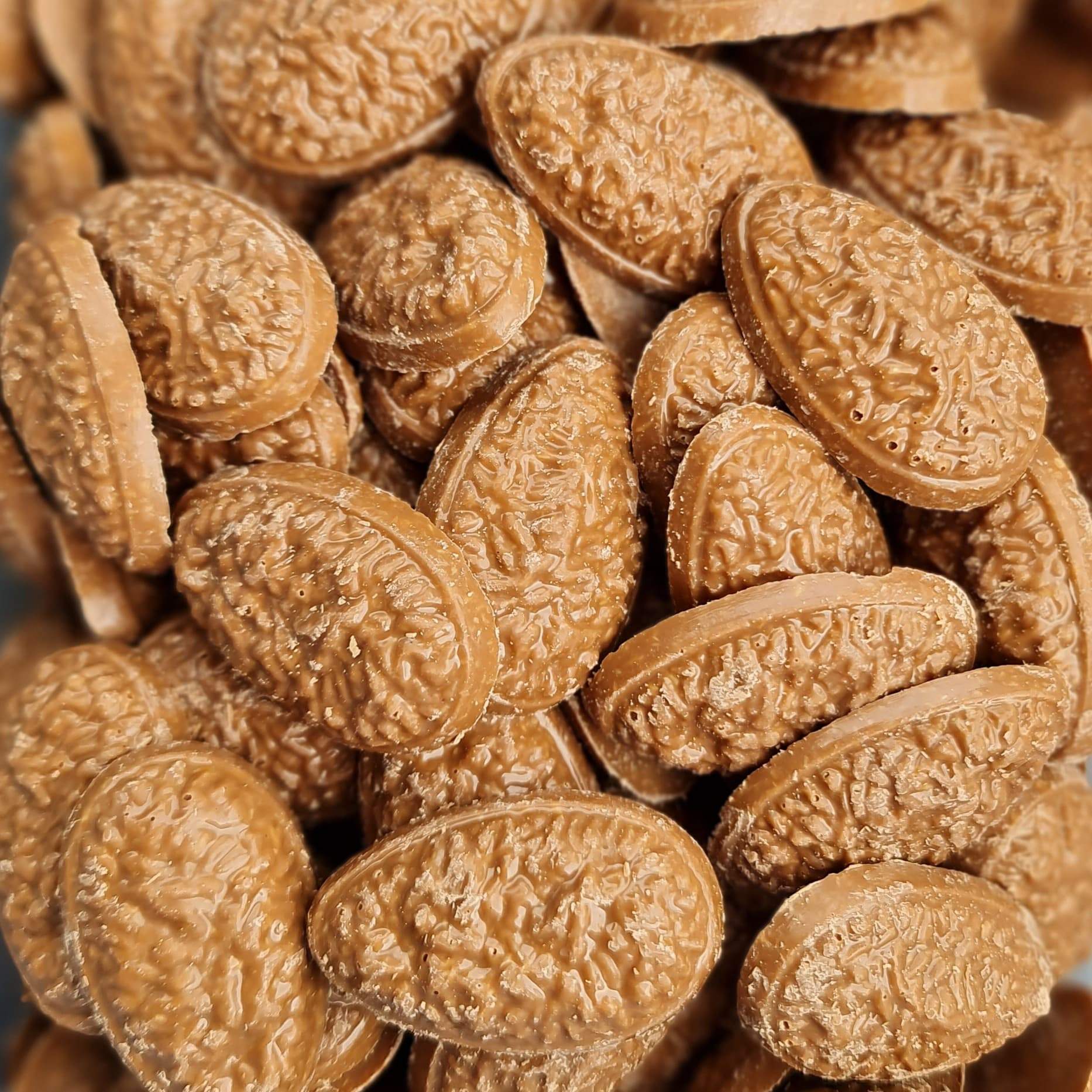 Milk Chocolate Coconut Halves - Pik n Mix Lollies NZ