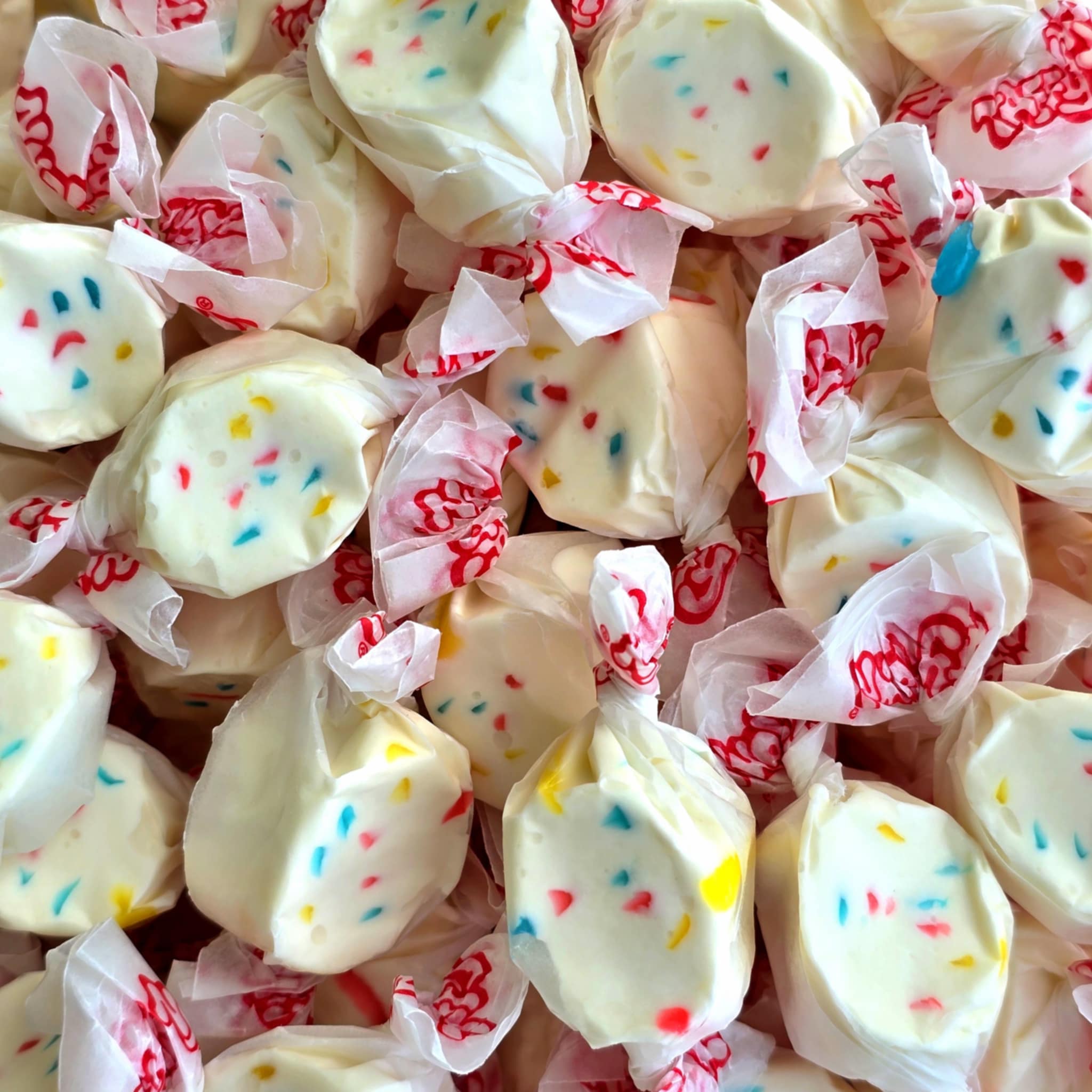 Frosted Cupcake Salt Water Taffy