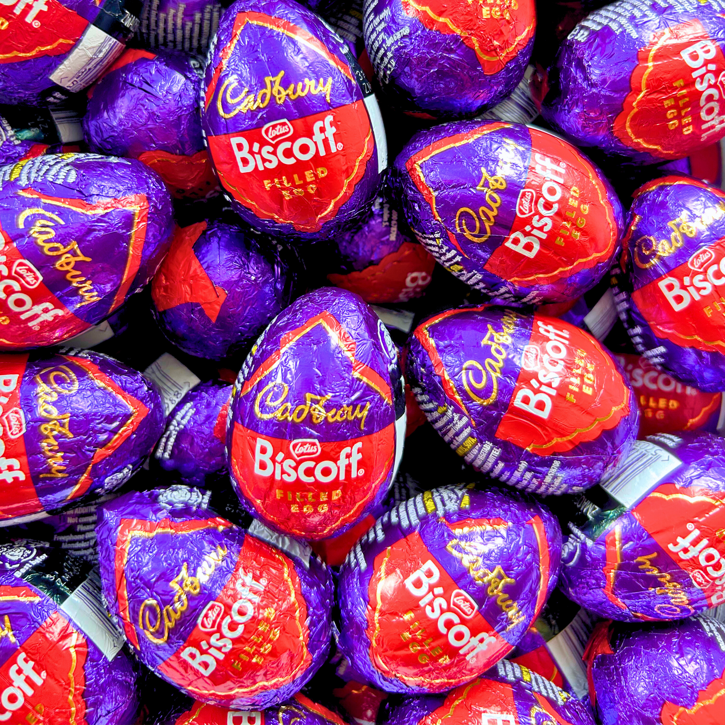 Cadbury Biscoff Filled Egg - Pik n Mix Lollies NZ