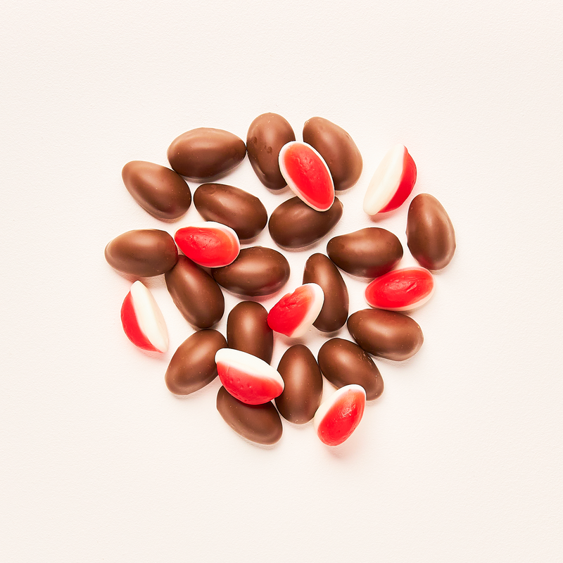 Milk Chocolate Strawberries & Cream - Pik n Mix Lollies NZ