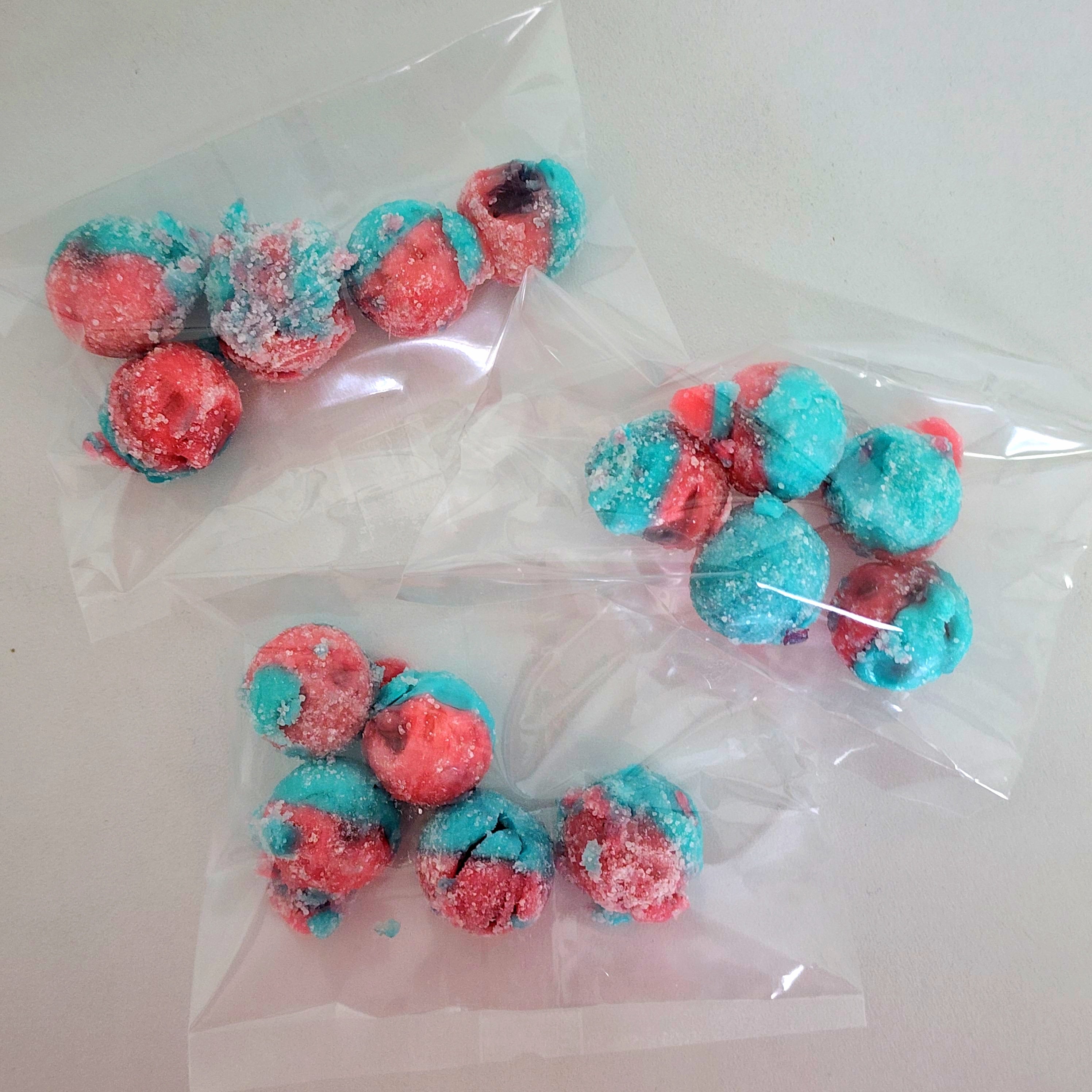 Barnetts Bubblegum Mega Sours - Seconds - Pik n Mix Lollies NZ
